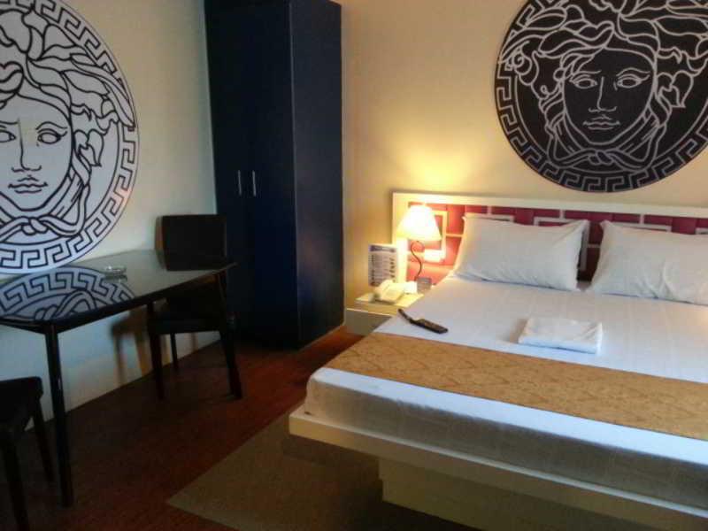 Hôtel Icon à Manille Extérieur photo